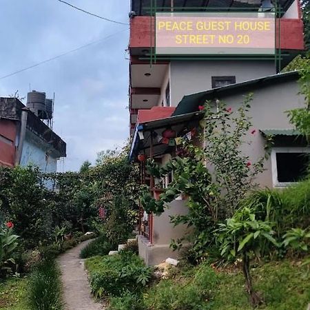 Peace Guest House Pokhara Buitenkant foto
