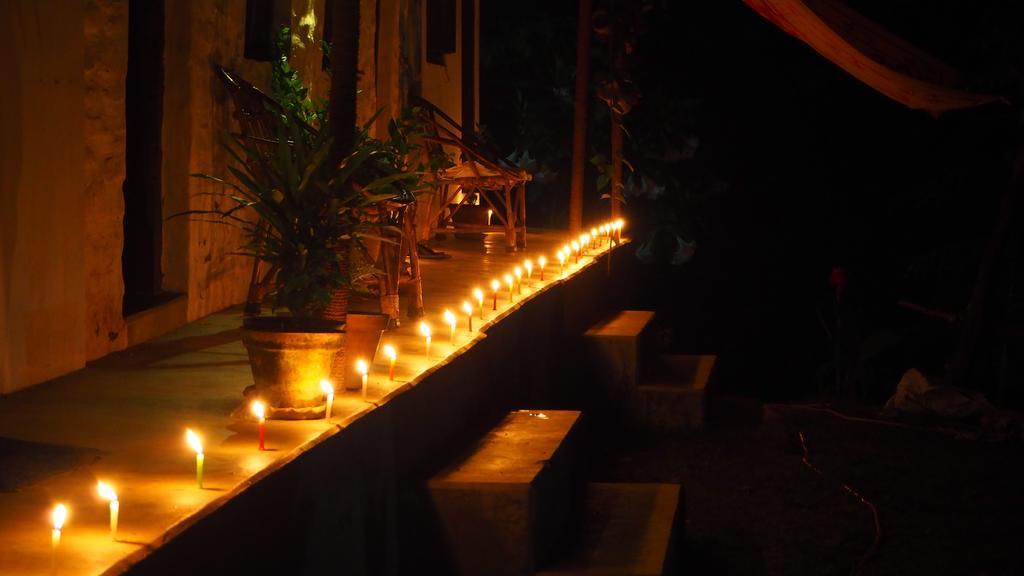 Peace Guest House Pokhara Buitenkant foto