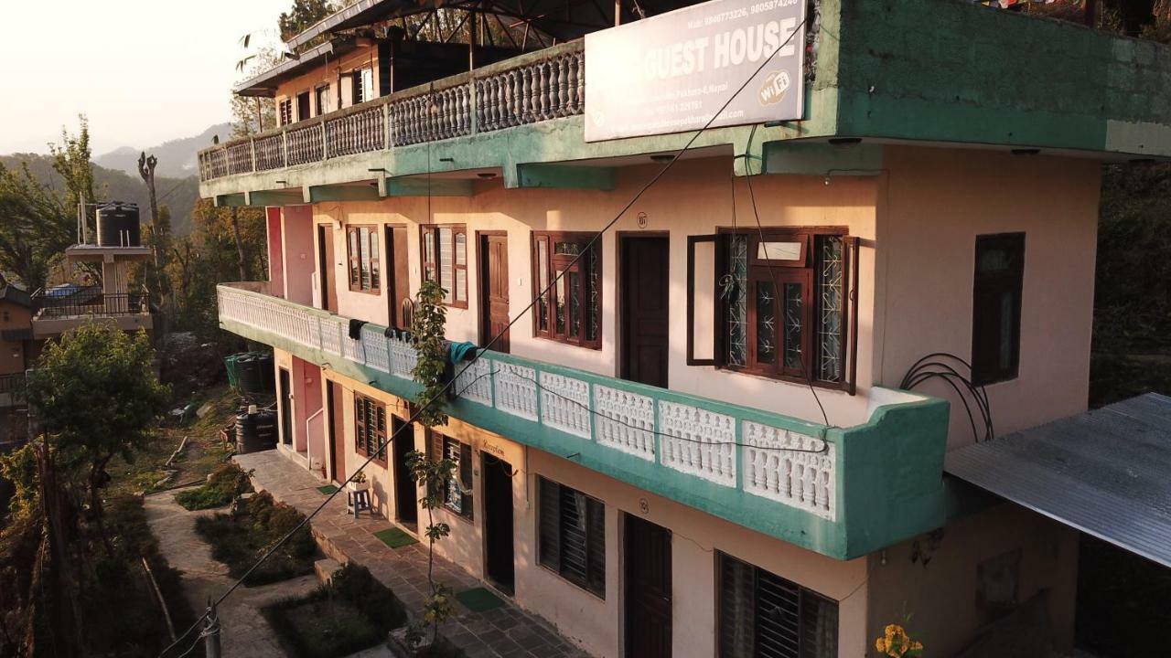 Peace Guest House Pokhara Buitenkant foto
