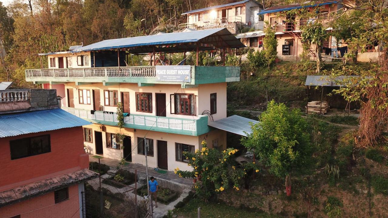 Peace Guest House Pokhara Buitenkant foto