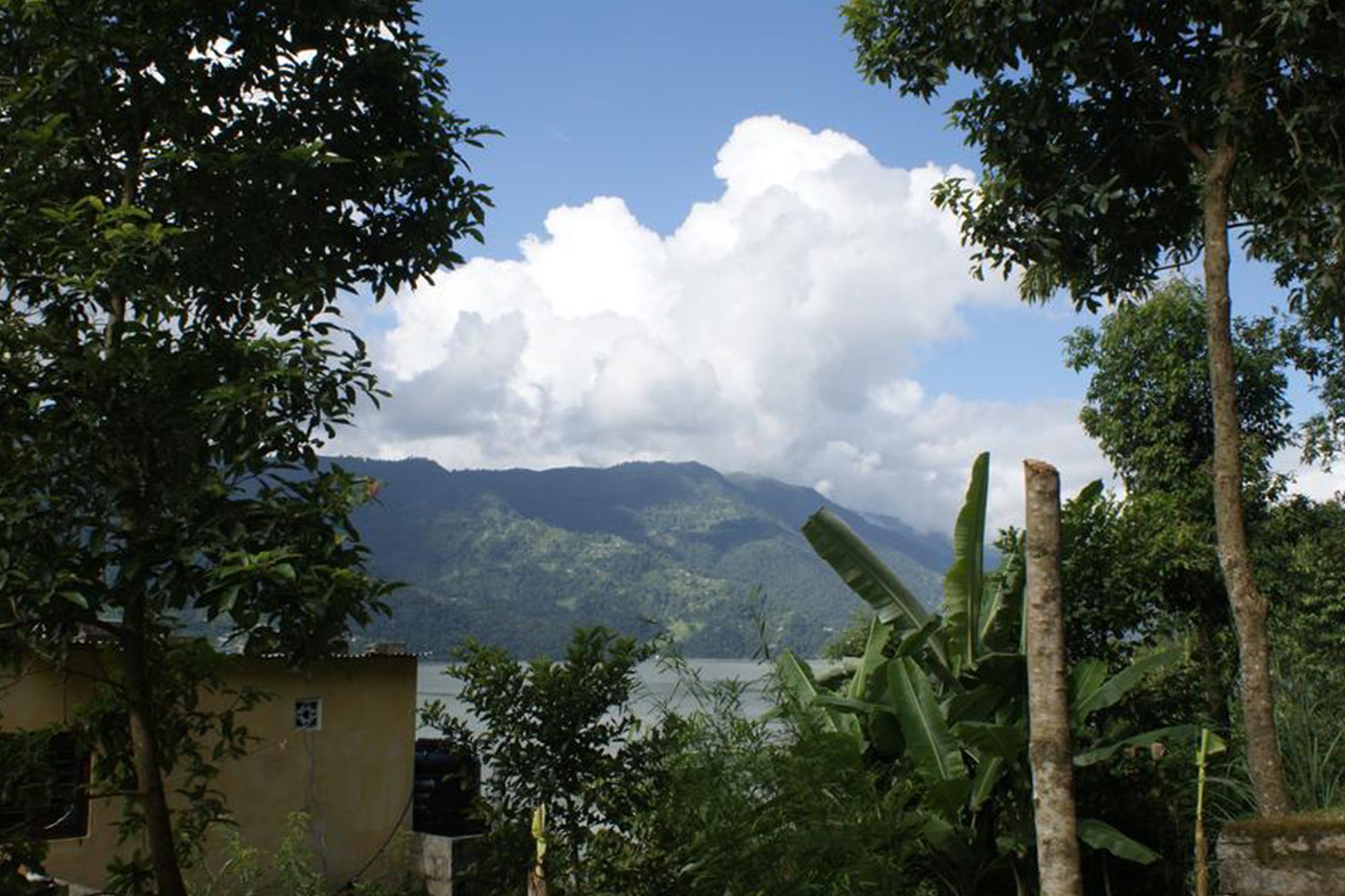 Peace Guest House Pokhara Buitenkant foto